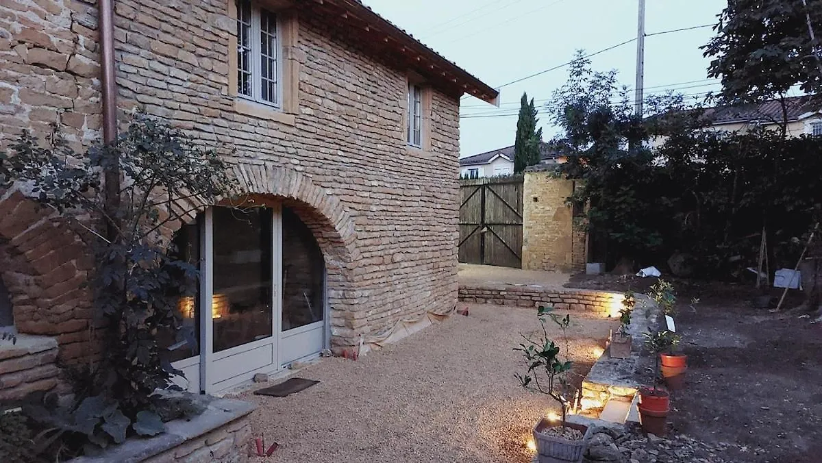 Gite Dans Maison Medievale Calme Fibre 2 Ch Jarnioux
